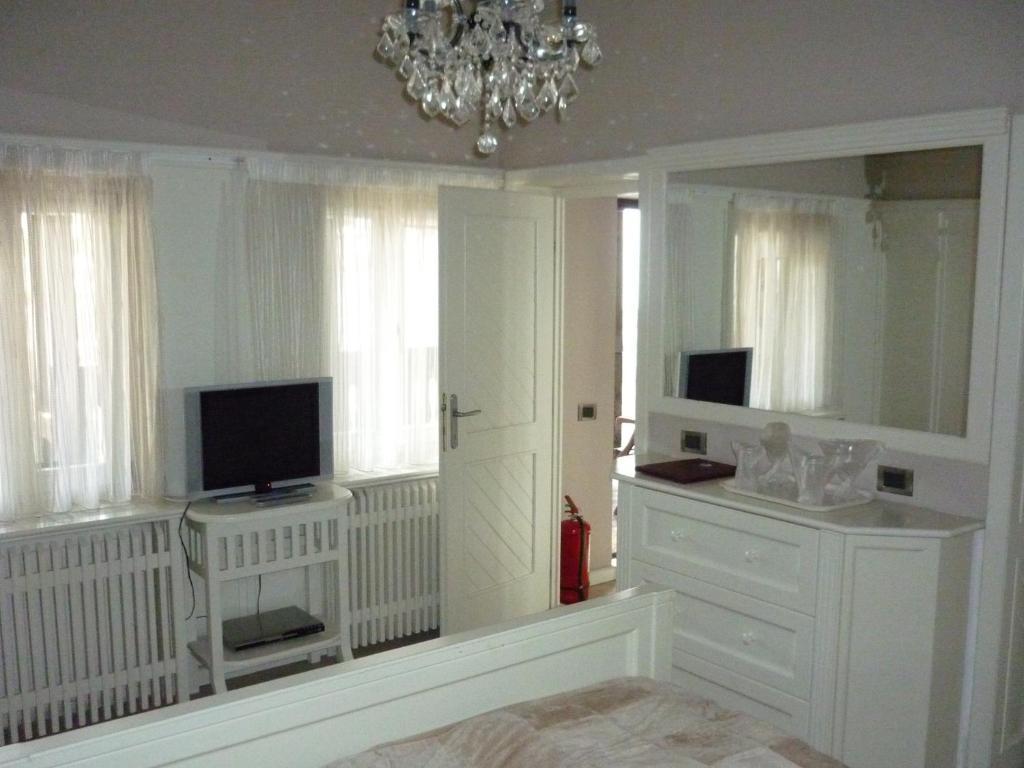 Vilele Lucia Luxury Mens Sana Sinaia Habitación foto